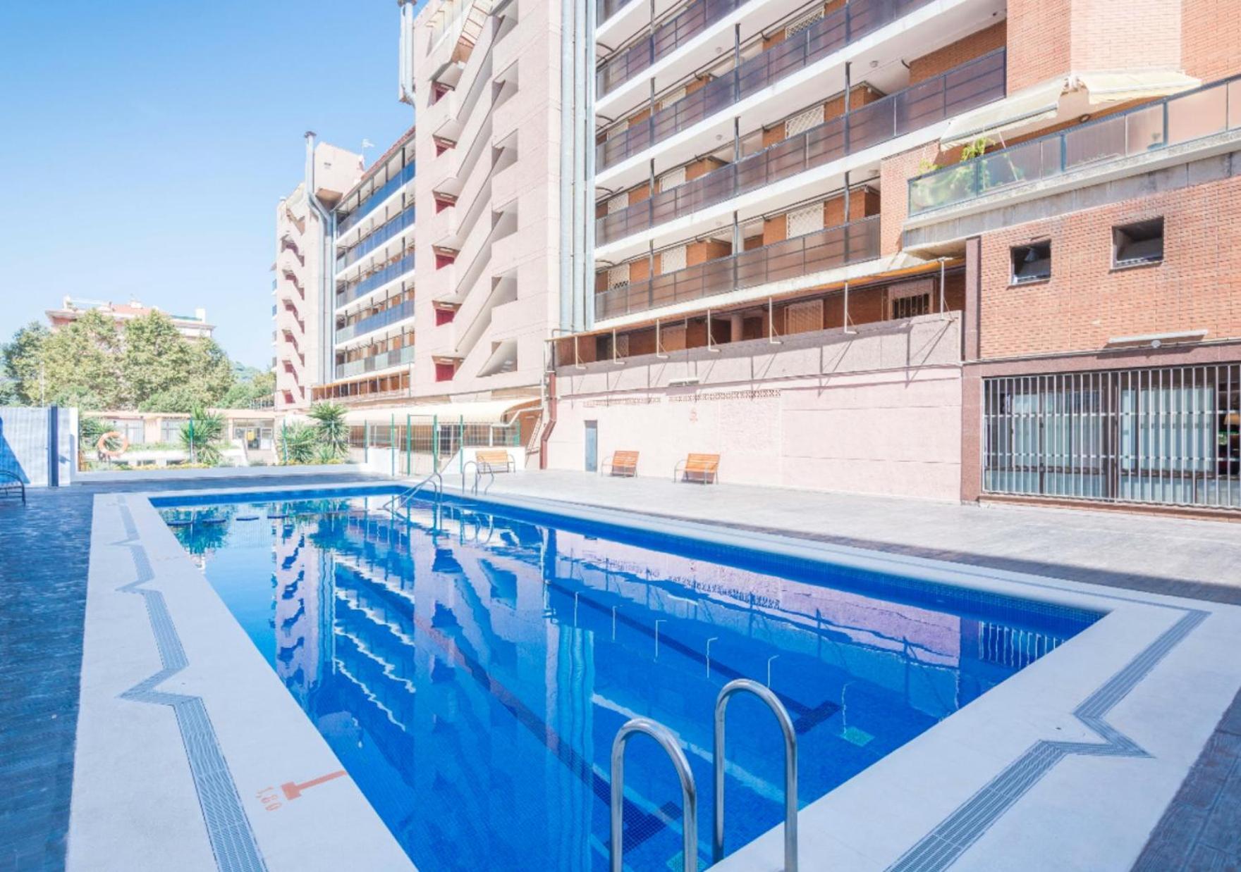 Homeholidaysrentals Barcelona-Costa Barcelona Мальграт-де-Мар Экстерьер фото